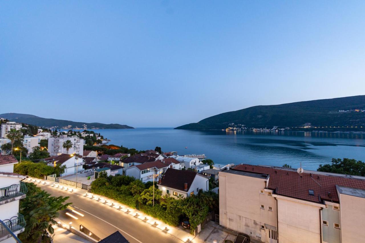Garni Hotel Kruso Herceg Novi Exterior photo