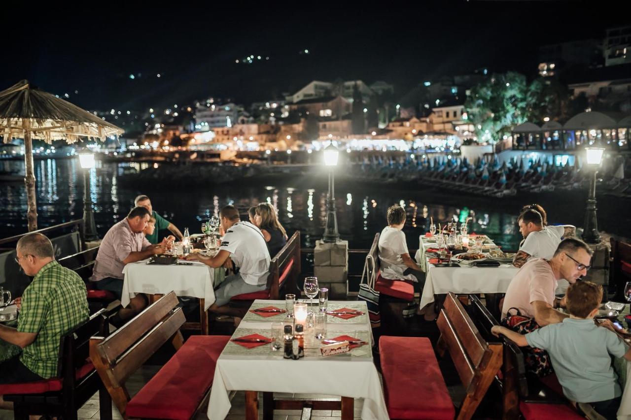 Garni Hotel Kruso Herceg Novi Exterior photo