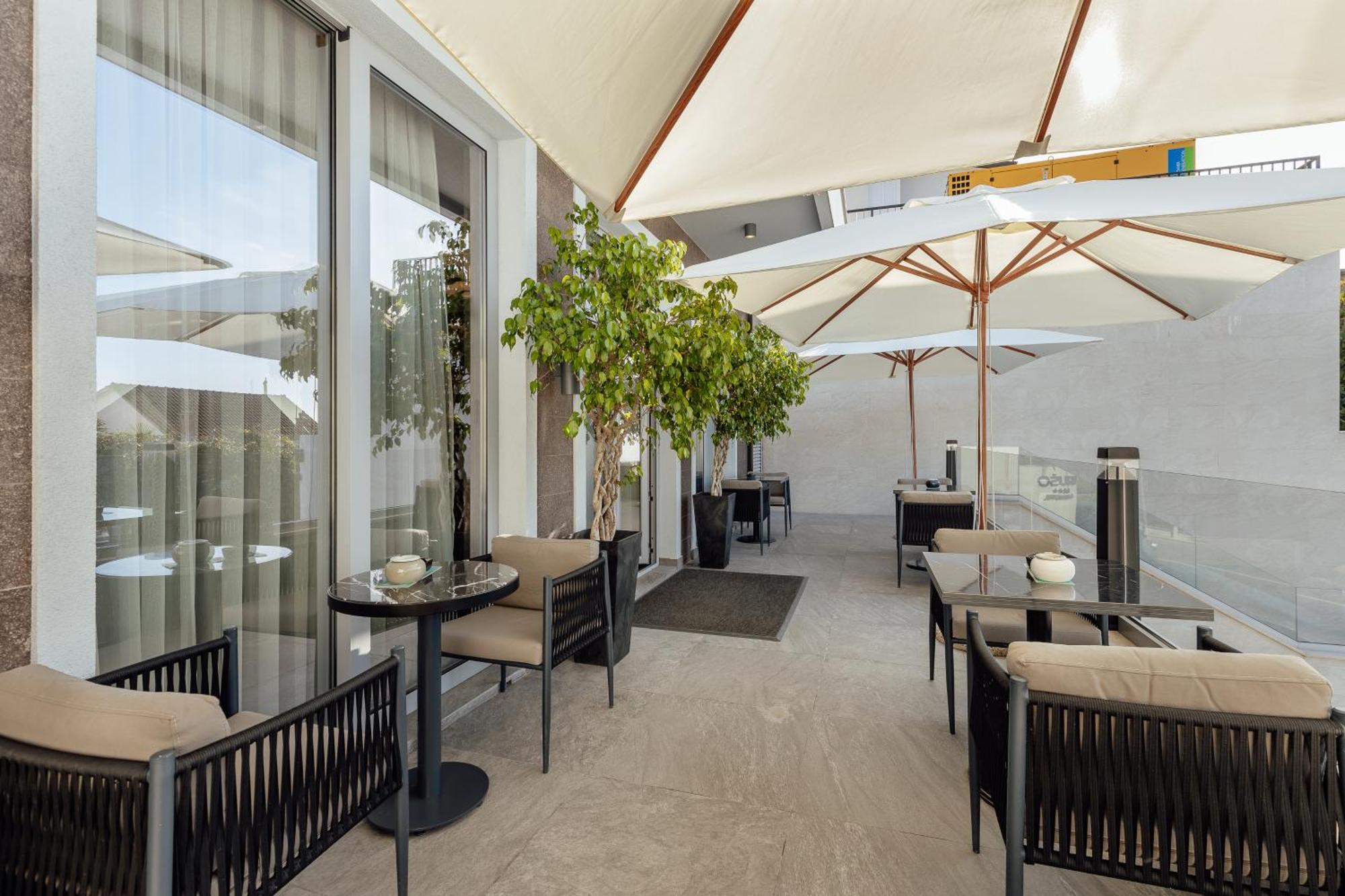 Garni Hotel Kruso Herceg Novi Exterior photo